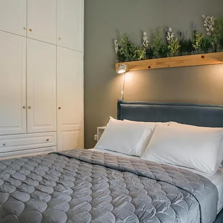 Semesterbostad Emily *