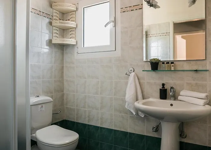 Emily Sami (Kefalonia)