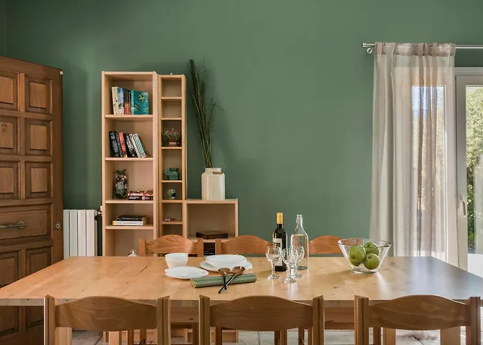 Emily Sami (Kefalonia)