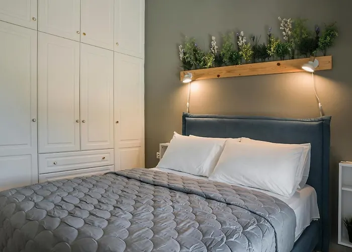 Semesterbostad Emily *