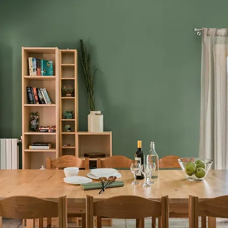 Emily Sami (Kefalonia)