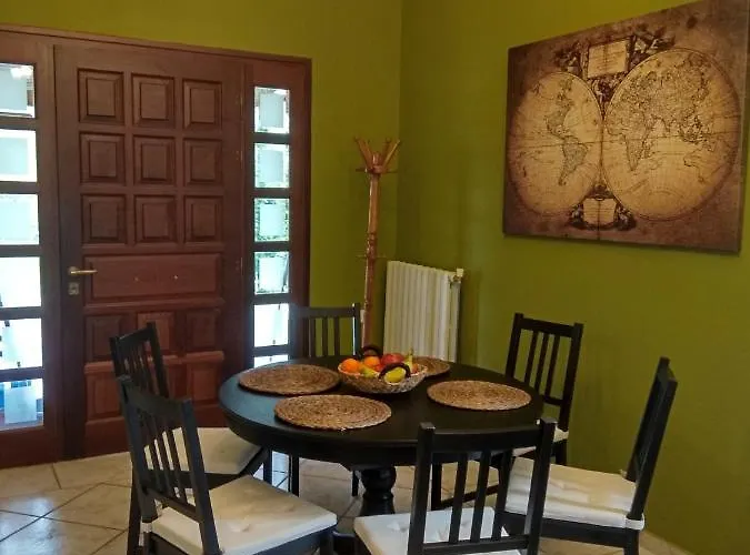 Emily Sami (Kefalonia)